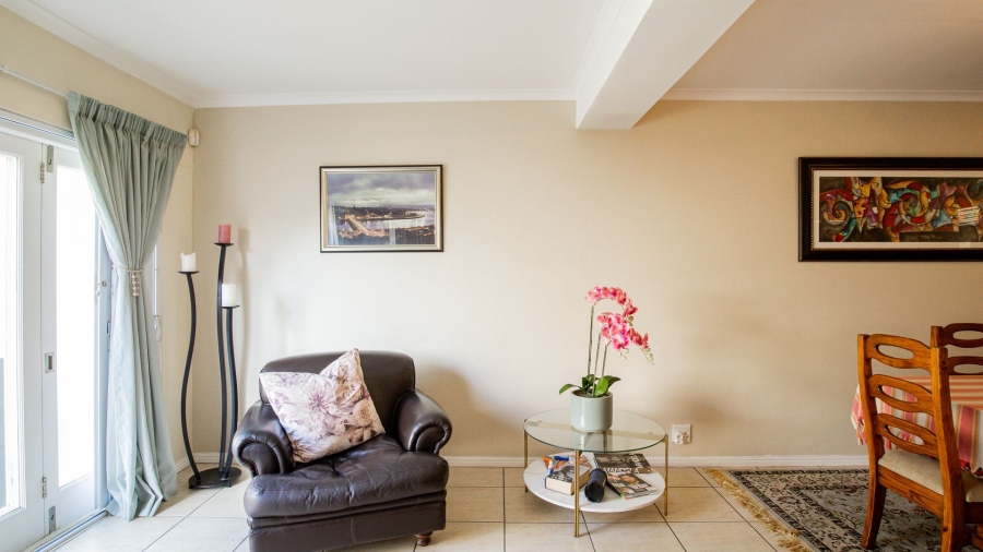 To Let 3 Bedroom Property for Rent in Claremont Upper Western Cape
